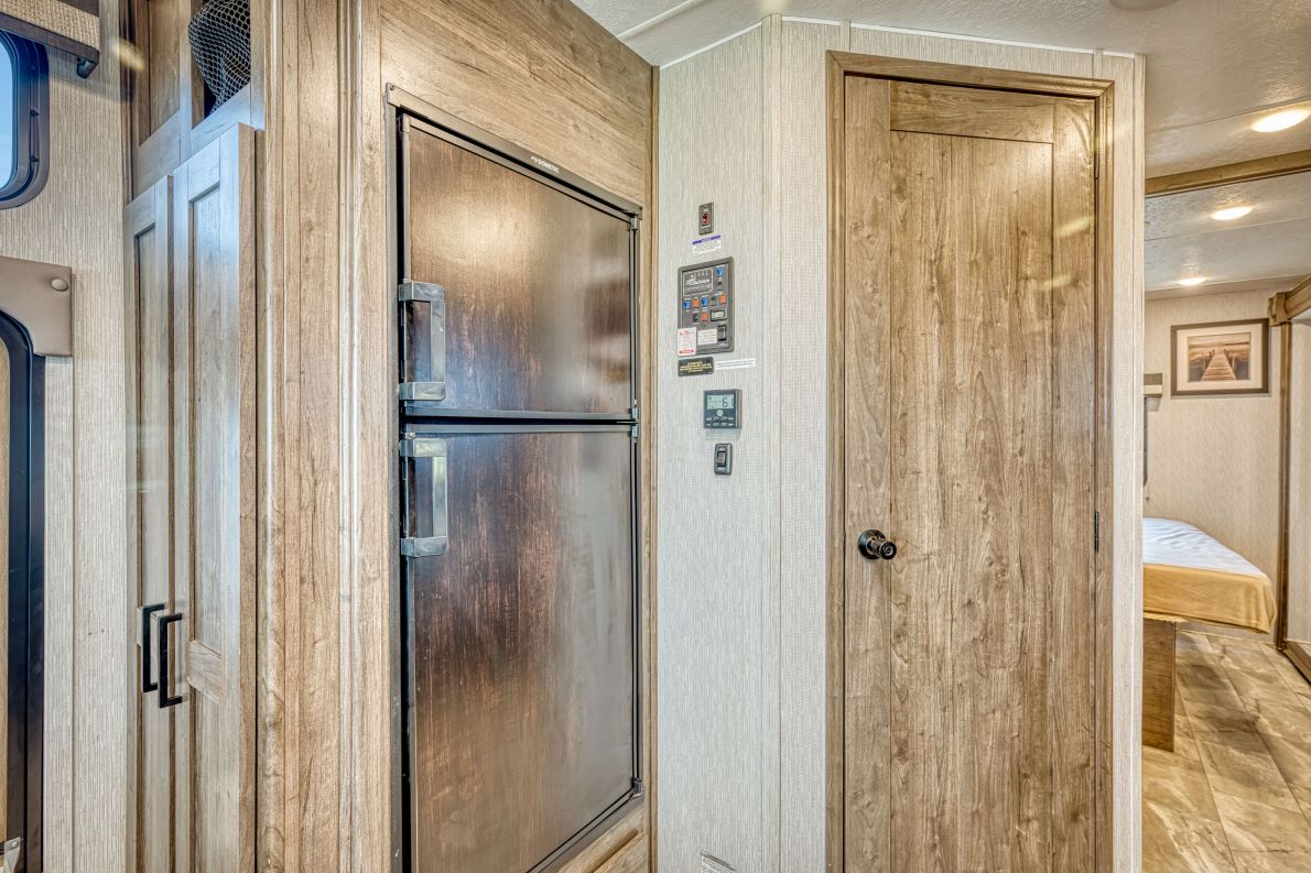 Class A Luxury Sleeper (AF)