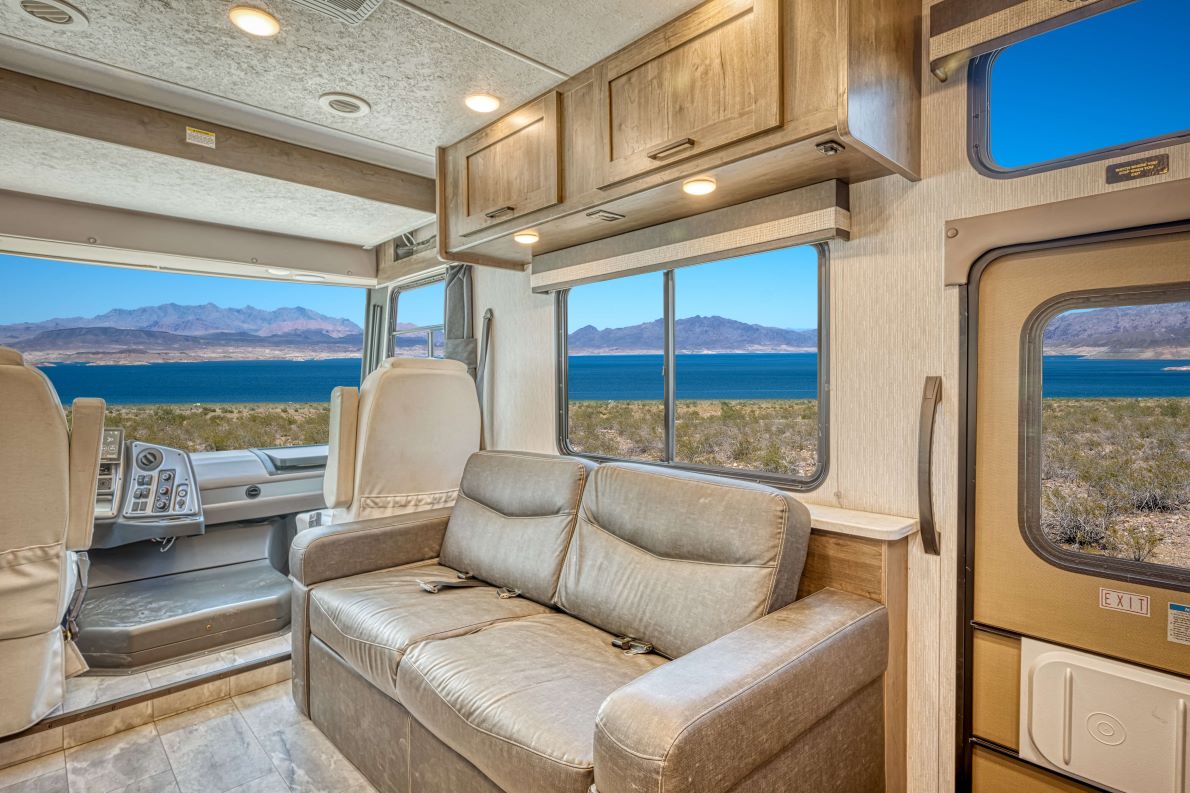 Class A Luxury Sleeper (AF)