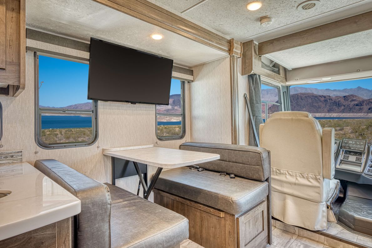 Class A Luxury Sleeper (AF)