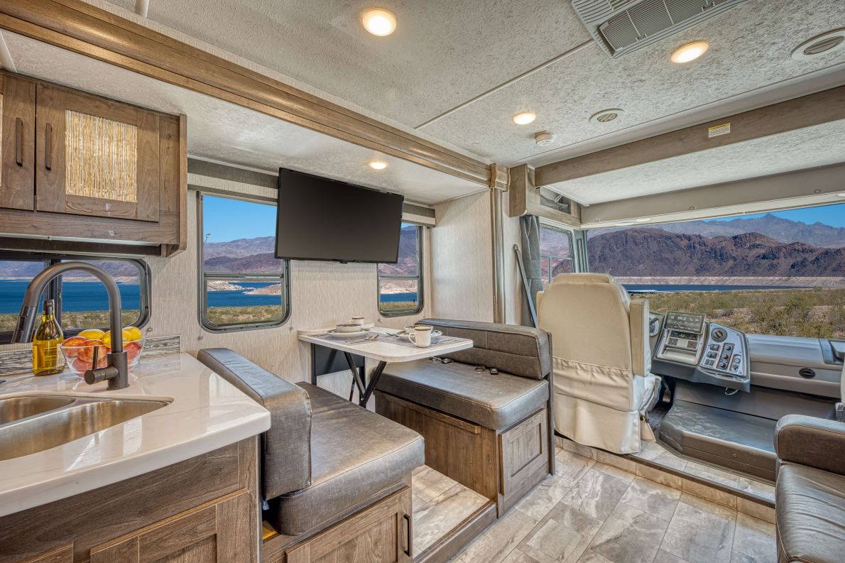 Class A Luxury Sleeper (AF)