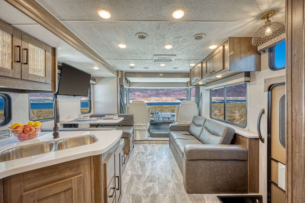 Class A Luxury Sleeper (AF)