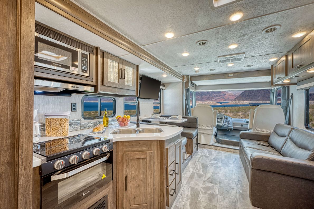 Class A Luxury Sleeper (AF)