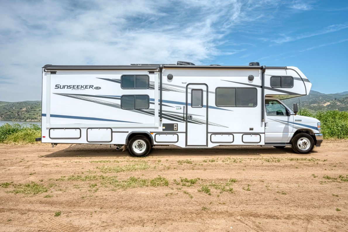Class C Family Sleeper (FS)